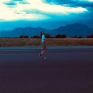 Meet your Posher, Chloe